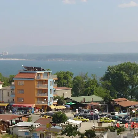 Ropotamo Guest house 2*