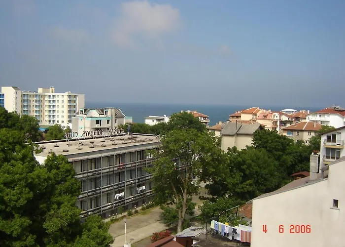 къща за гости ропотамо 2*