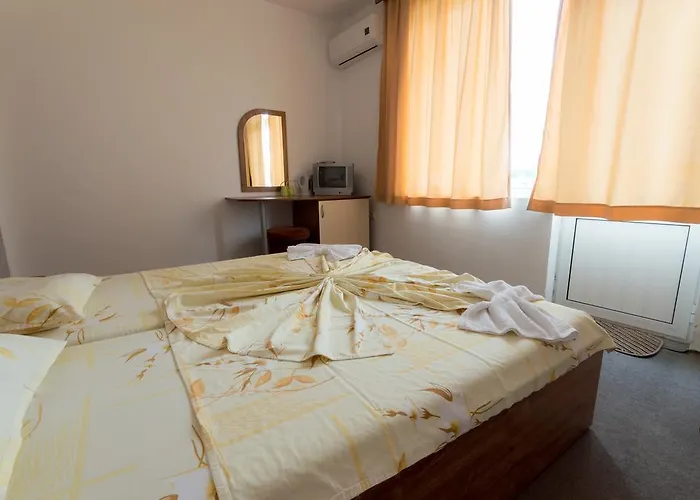 Ropotamo بيت ضيافة 2*